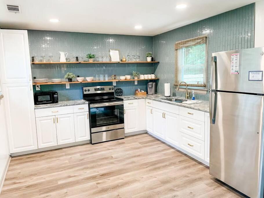 Blue Bungalow W/ Free Golf Cart 1/2 Mi From Square Covington Luaran gambar