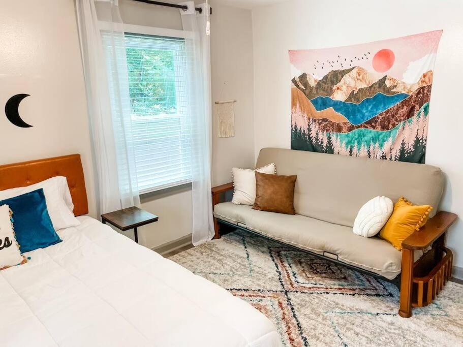 Blue Bungalow W/ Free Golf Cart 1/2 Mi From Square Covington Luaran gambar