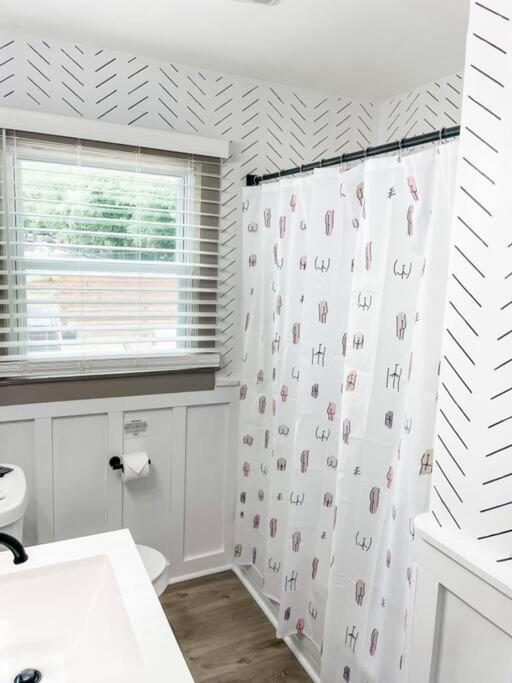 Blue Bungalow W/ Free Golf Cart 1/2 Mi From Square Covington Luaran gambar