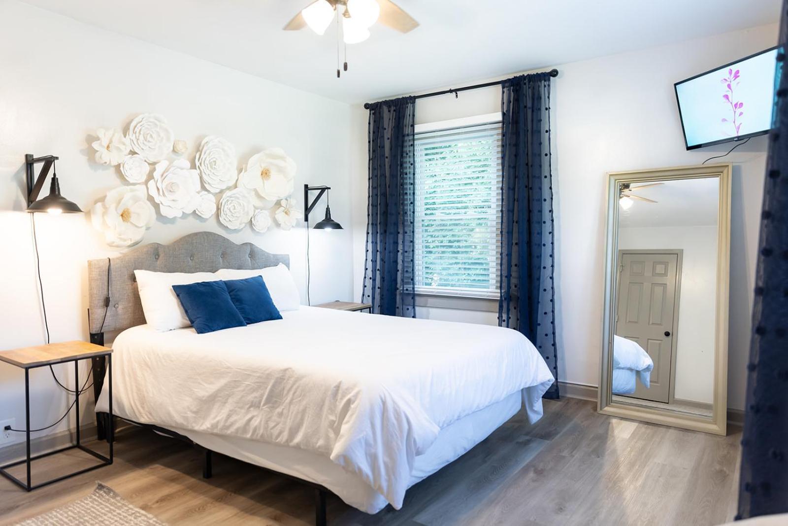 Blue Bungalow W/ Free Golf Cart 1/2 Mi From Square Covington Luaran gambar